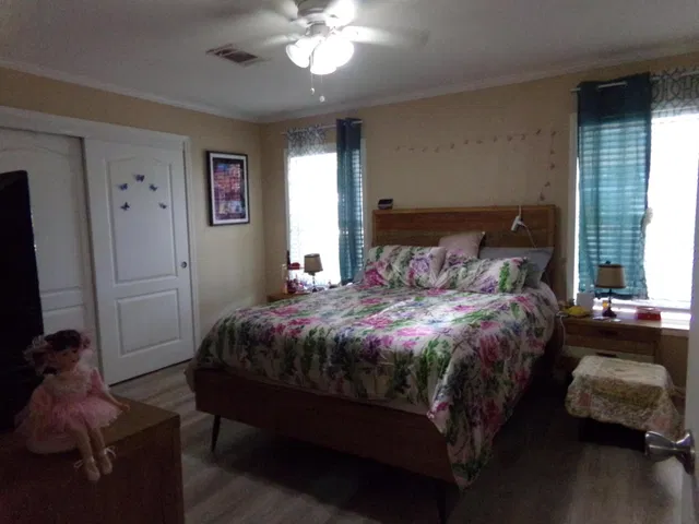 Residence photo 11