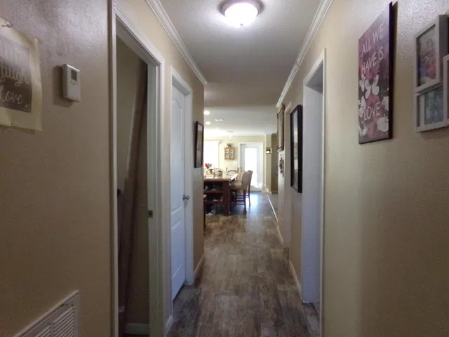 Residence photo 25