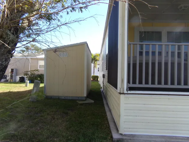Residence photo 32