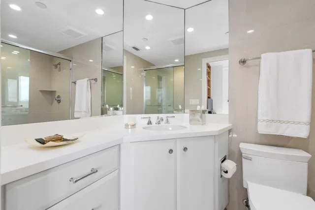 Palm Beach Biltmore Unit 415 photo 18