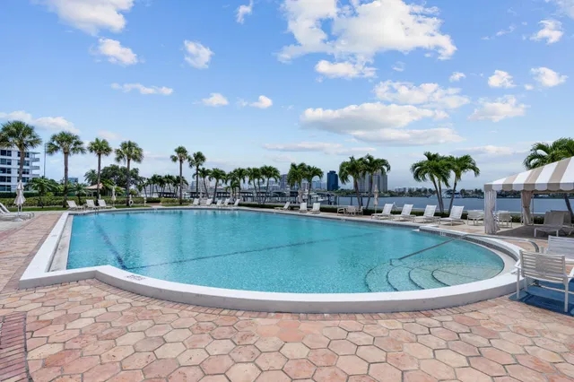 Palm Beach Biltmore Unit 415 photo 35