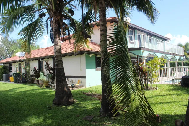 Residence photo 7