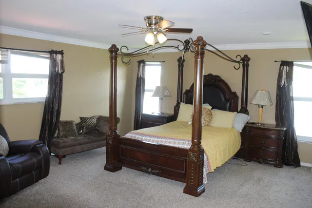 Residence photo 32
