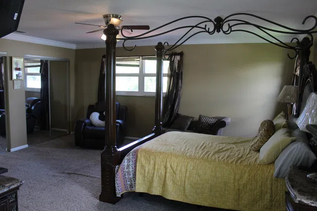 Residence photo 33