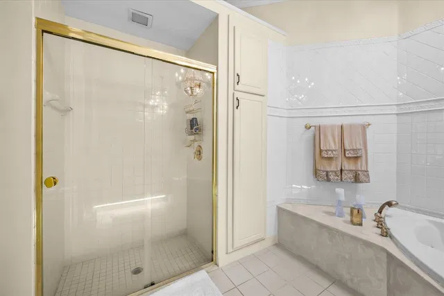 Residence photo 28