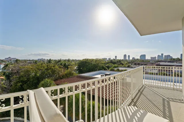 One Royal Palm Way Palm Beach Unit G5 photo 12