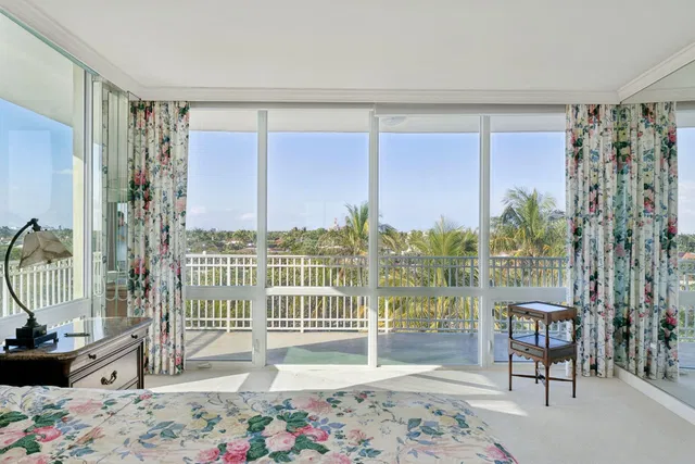 One Royal Palm Way Palm Beach Unit G5 photo 21