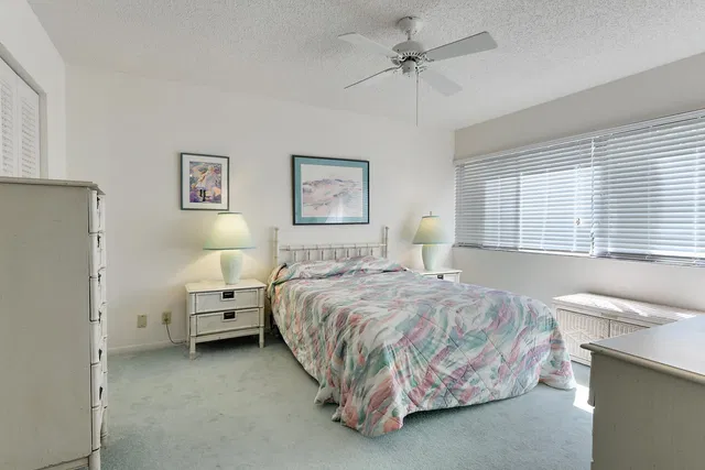 Unit V6-106 photo 6
