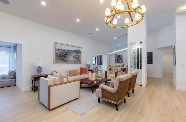 Saddle Trail Park Residence photo 17