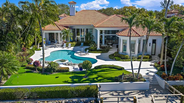 Admirals Cove Residence photo 2