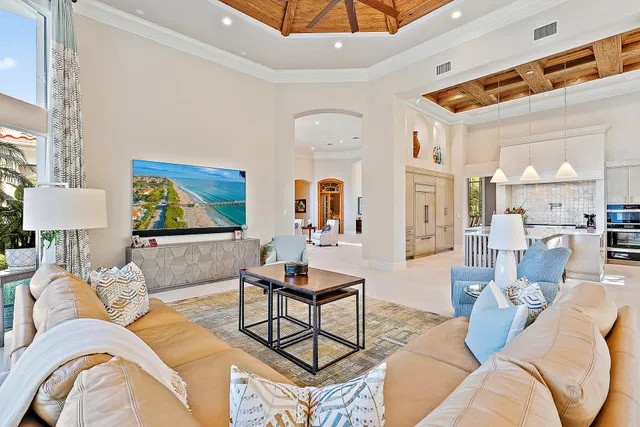 Admirals Cove Residence photo 14