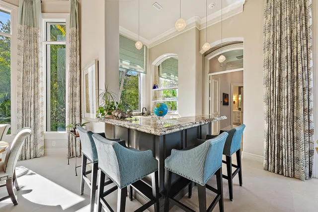 Admirals Cove Residence photo 18