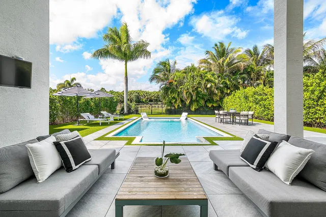 Boca Bridges Residence photo 33
