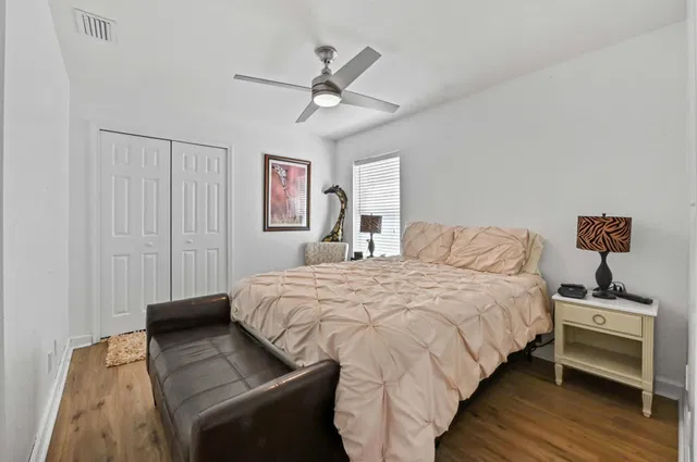 Residence photo 20