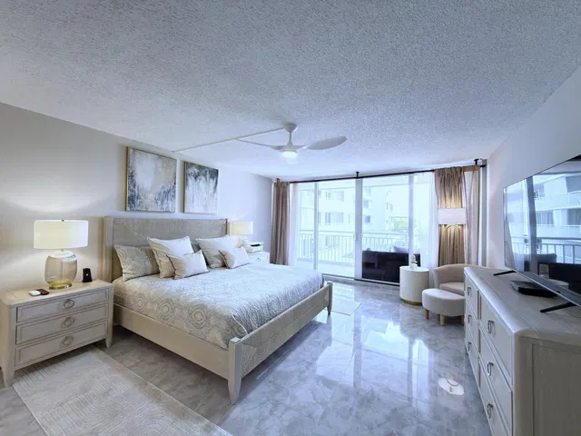 Barclay Condo Unit 316 photo 15