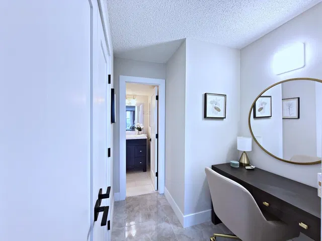 Barclay Condo Unit 316 photo 21