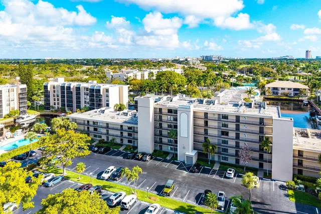 Boca Raton Unit 605 photo 32