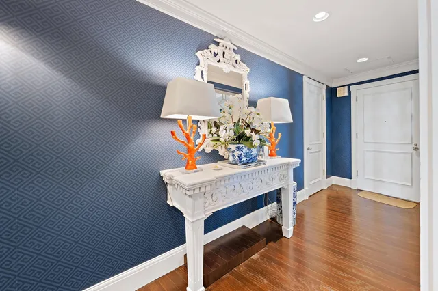 One Royal Palm Way Palm Beach Unit G4 photo 3