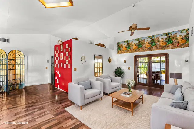 Residence photo 6