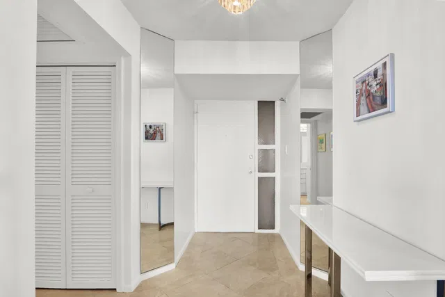 Eastpointe Singer Island Unit 18a photo 3