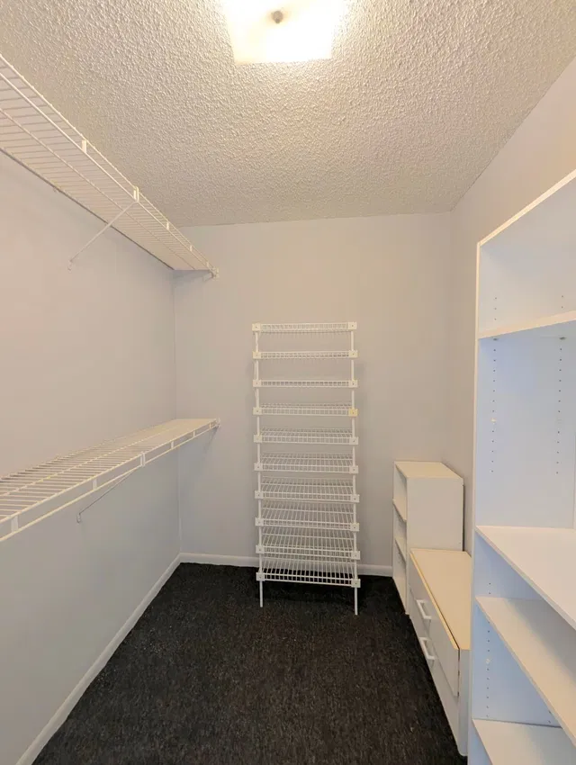 Unit 509 photo 11