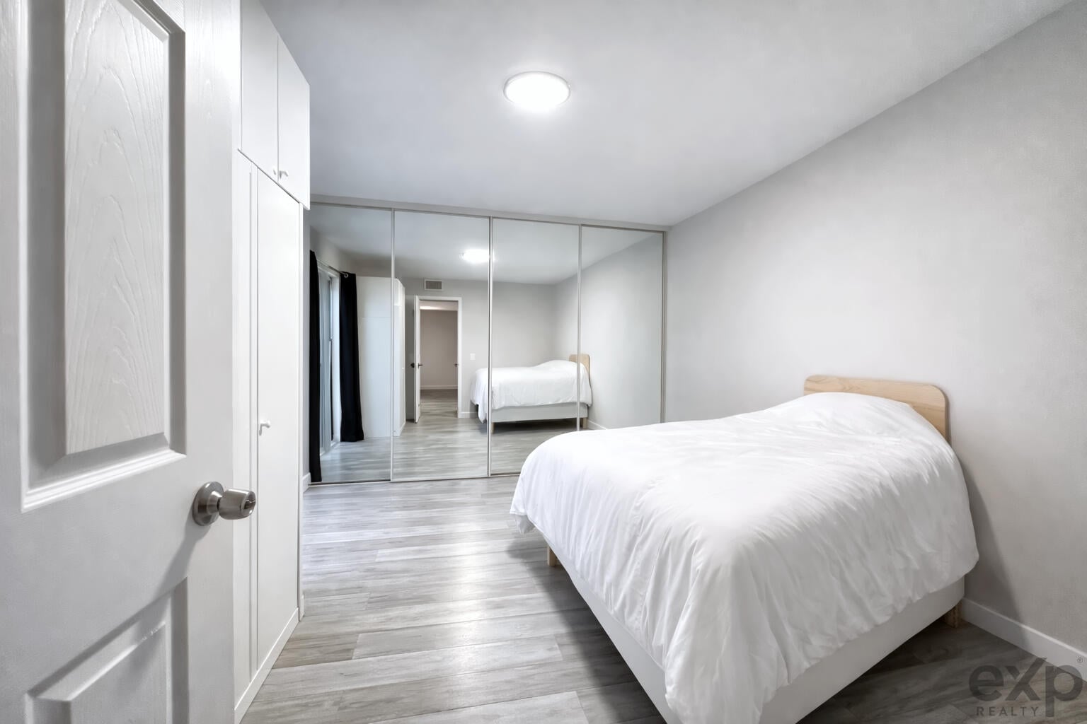  Residence photo 21