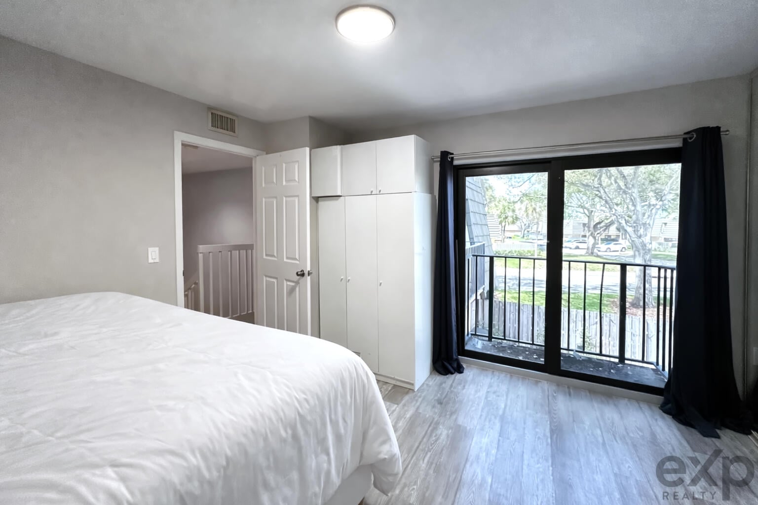  Residence photo 22