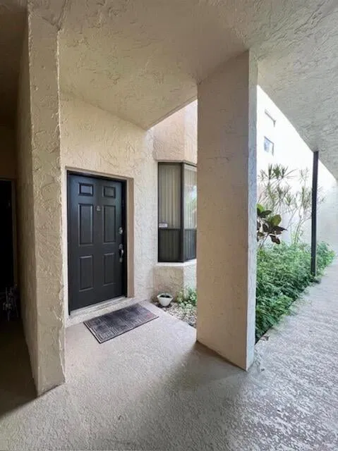  Unit 103 photo 5