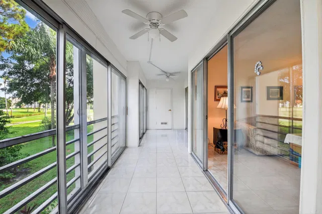 Unit 206 photo 17