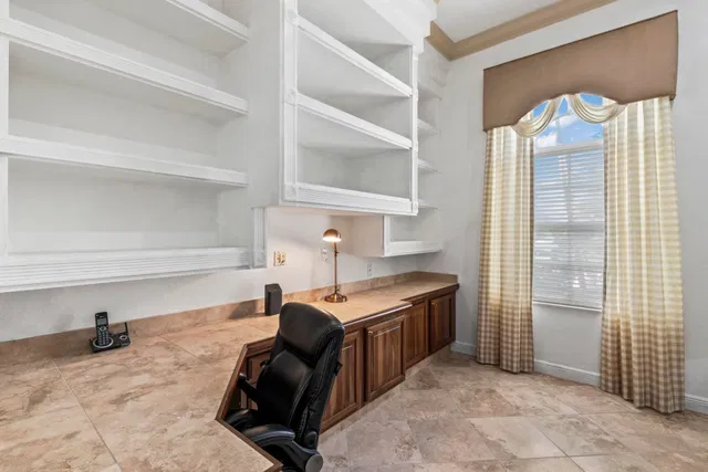  Residence photo 43