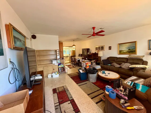SoSo West Palm Beach Residence photo 11