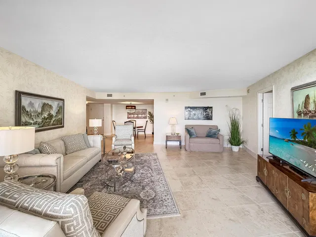 Tiara Singer Island Unit 6 E photo 6