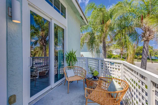 Residence photo 32