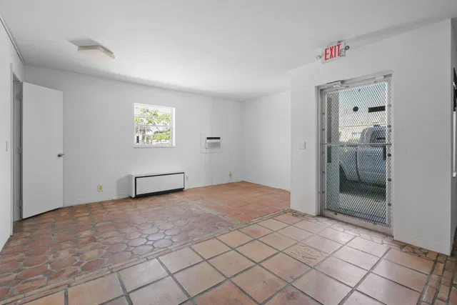Downtown West Palm Beach Residence photo 32