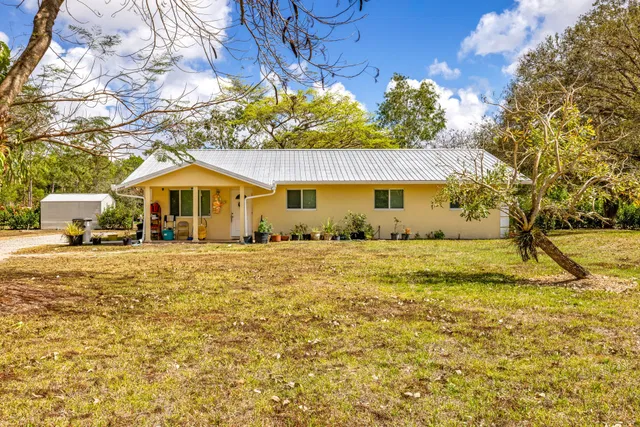 Residence photo 5