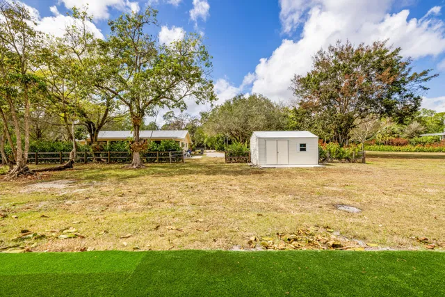Residence photo 10