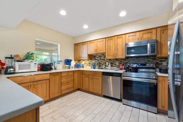 Residence photo 20