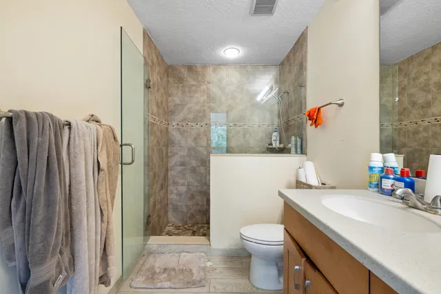 Residence photo 30