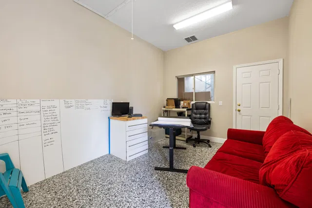 Residence photo 40