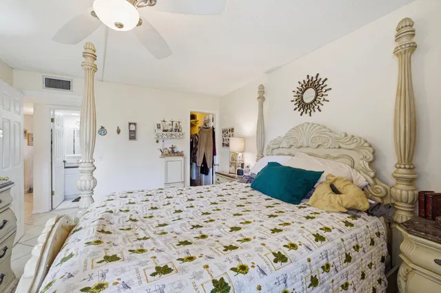 Residence photo 28