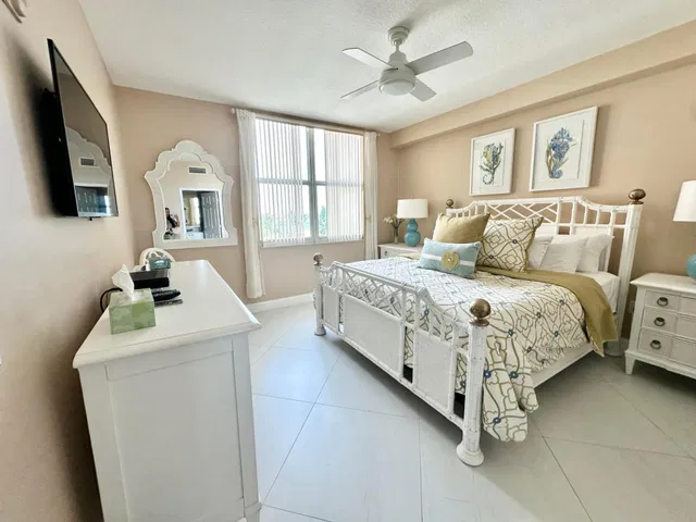 Windward Cove Lantana Unit 508 photo 9