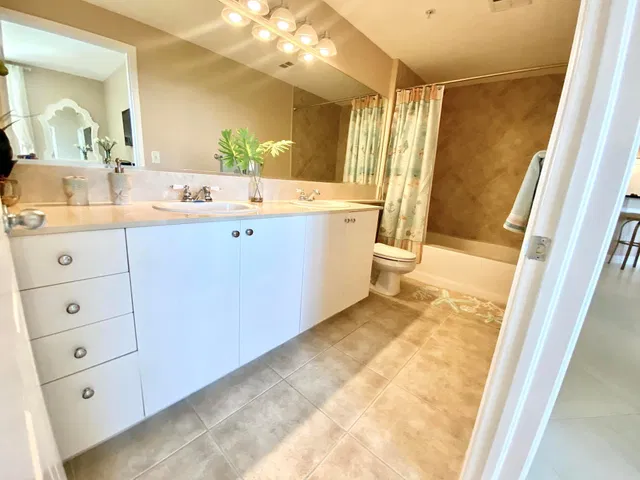 Windward Cove Lantana Unit 508 photo 12