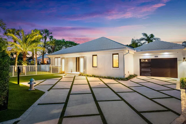 Admirals Cove Residence photo 4