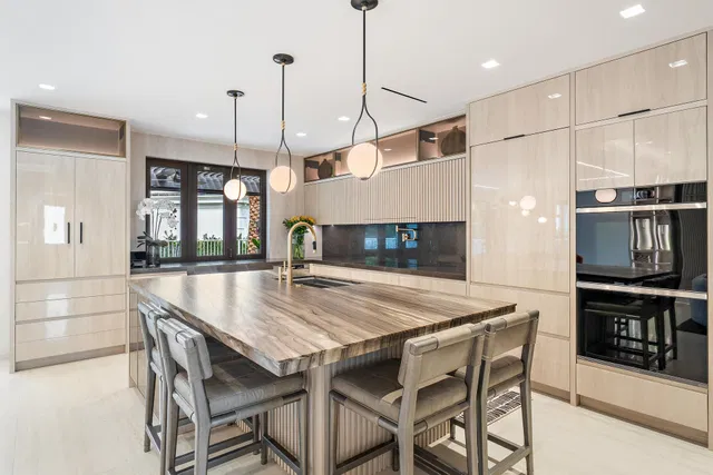 Admirals Cove Residence photo 8