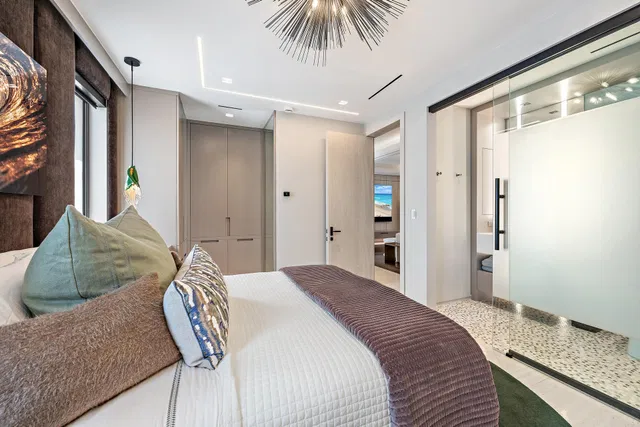 Admirals Cove Residence photo 18