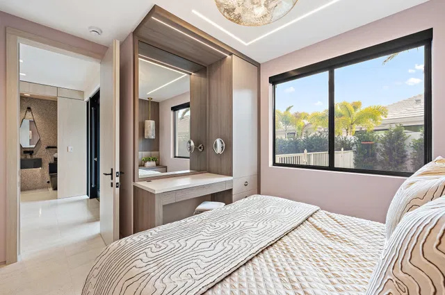 Admirals Cove Residence photo 20