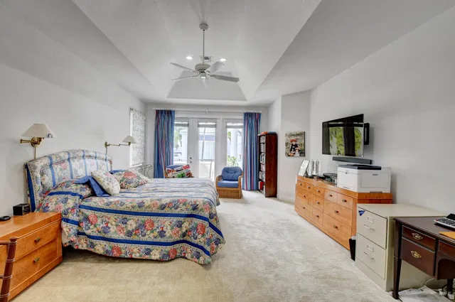 Residence photo 32
