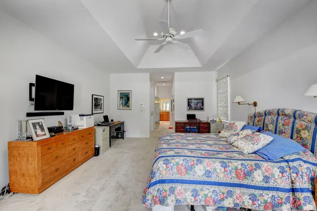 Residence photo 33