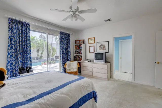 Residence photo 37