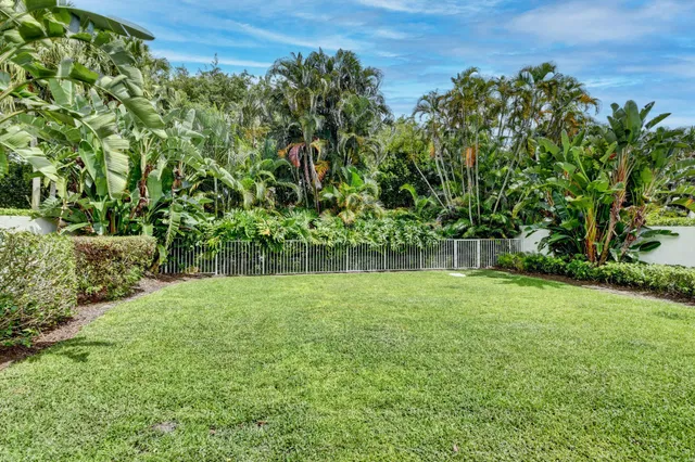 Residence photo 43